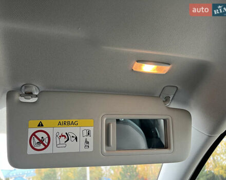 Черный Фольксваген Гольф, объемом двигателя 1.97 л и пробегом 244 тыс. км за 14700 $, фото 26 на Automoto.ua