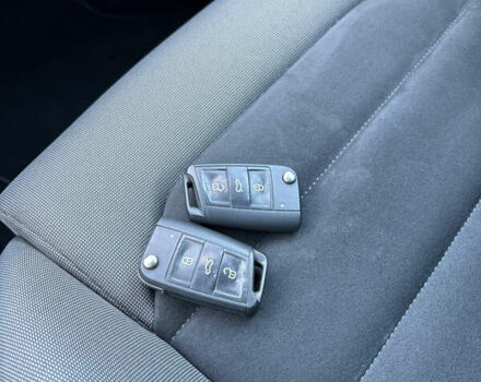 Фольксваген Гольф 2018 в Виннице на Automoto.ua Черный Фольксваген Гольф, объемом двигателя 1.6 л и пробегом 211 тыс. км за 12700 $, фото 60 на Automoto.ua