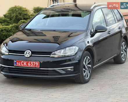Черный Фольксваген Гольф, объемом двигателя 1.6 л и пробегом 210 тыс. км за 13650 $, фото 6 на Automoto.ua