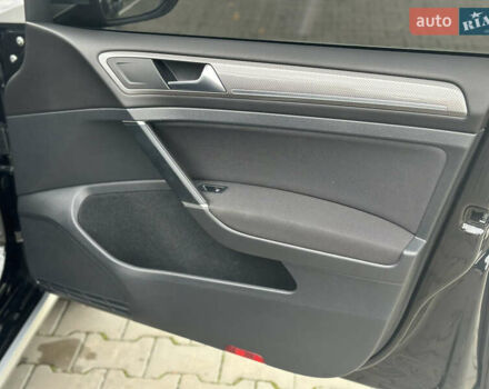 Черный Фольксваген Гольф, объемом двигателя 2 л и пробегом 270 тыс. км за 18500 $, фото 16 на Automoto.ua