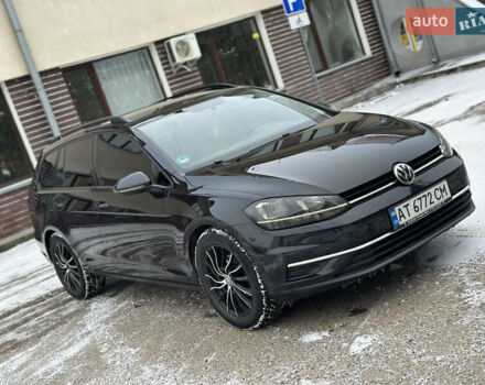 Черный Фольксваген Гольф, объемом двигателя 1.97 л и пробегом 295 тыс. км за 13500 $, фото 30 на Automoto.ua
