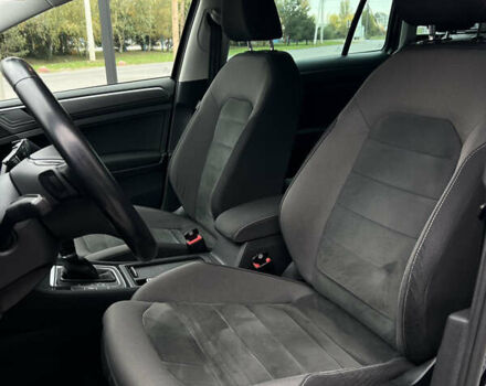 Черный Фольксваген Гольф, объемом двигателя 1.97 л и пробегом 244 тыс. км за 14700 $, фото 9 на Automoto.ua