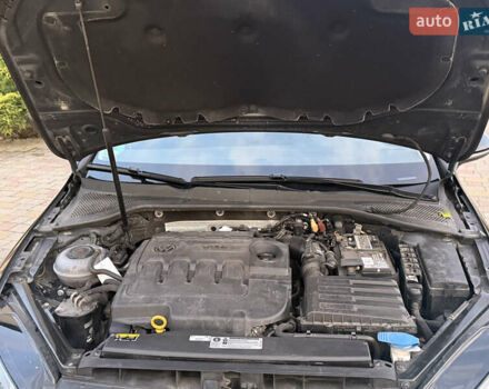 Черный Фольксваген Гольф, объемом двигателя 1.6 л и пробегом 210 тыс. км за 13650 $, фото 45 на Automoto.ua