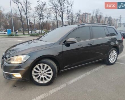 Черный Фольксваген Гольф, объемом двигателя 2 л и пробегом 268 тыс. км за 13500 $, фото 12 на Automoto.ua