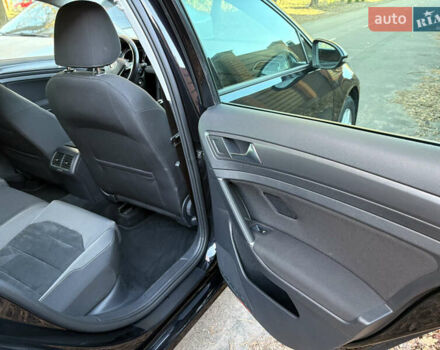 Фольксваген Гольф 2018 в Виннице на Automoto.ua Черный Фольксваген Гольф, объемом двигателя 1.6 л и пробегом 211 тыс. км за 12700 $, фото 32 на Automoto.ua