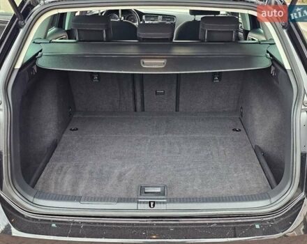 Черный Фольксваген Гольф, объемом двигателя 1.97 л и пробегом 235 тыс. км за 15950 $, фото 100 на Automoto.ua