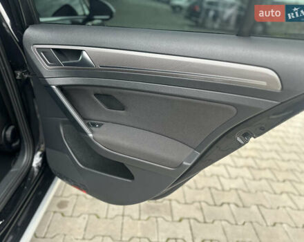 Черный Фольксваген Гольф, объемом двигателя 2 л и пробегом 270 тыс. км за 18500 $, фото 22 на Automoto.ua