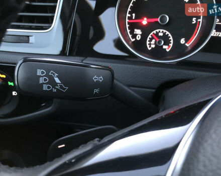 Черный Фольксваген Гольф, объемом двигателя 1.97 л и пробегом 227 тыс. км за 14950 $, фото 39 на Automoto.ua