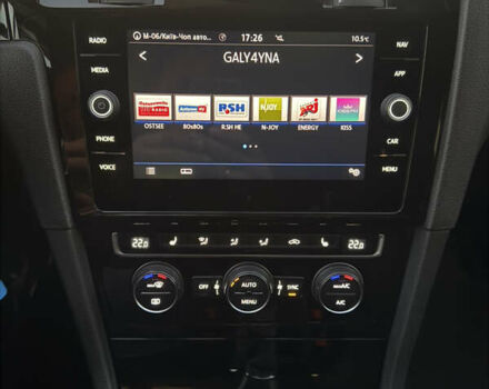 Черный Фольксваген Гольф, объемом двигателя 1.6 л и пробегом 210 тыс. км за 13650 $, фото 24 на Automoto.ua