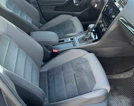 Черный Фольксваген Гольф, объемом двигателя 1.97 л и пробегом 255 тыс. км за 14300 $, фото 4 на Automoto.ua