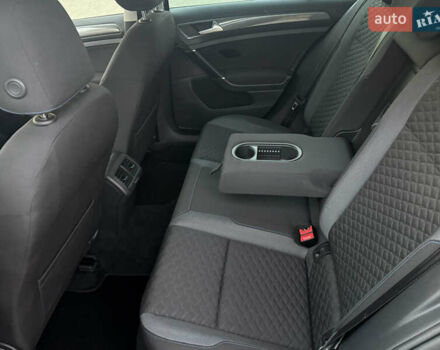 Черный Фольксваген Гольф, объемом двигателя 1.6 л и пробегом 210 тыс. км за 13650 $, фото 29 на Automoto.ua