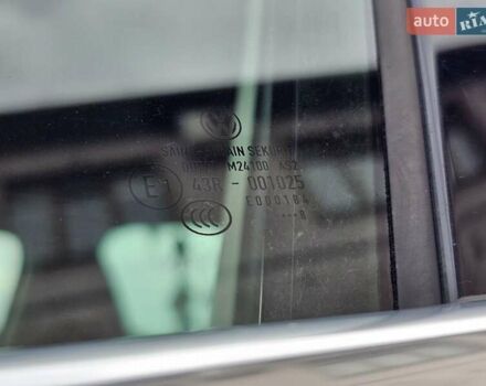 Черный Фольксваген Гольф, объемом двигателя 1.97 л и пробегом 235 тыс. км за 15950 $, фото 39 на Automoto.ua