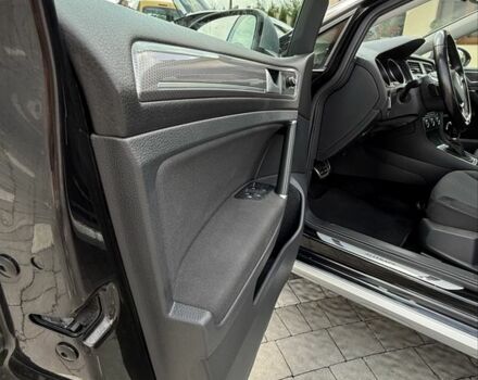 Черный Фольксваген Гольф, объемом двигателя 2 л и пробегом 198 тыс. км за 16950 $, фото 18 на Automoto.ua