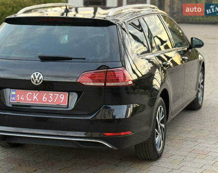 Черный Фольксваген Гольф, объемом двигателя 1.6 л и пробегом 210 тыс. км за 13650 $, фото 12 на Automoto.ua