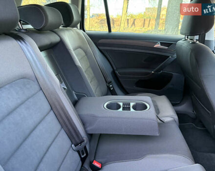 Фольксваген Гольф 2018 в Виннице на Automoto.ua Черный Фольксваген Гольф, объемом двигателя 1.6 л и пробегом 211 тыс. км за 12700 $, фото 33 на Automoto.ua