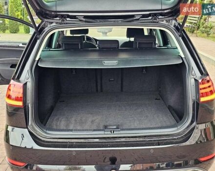 Черный Фольксваген Гольф, объемом двигателя 1.97 л и пробегом 235 тыс. км за 15950 $, фото 95 на Automoto.ua