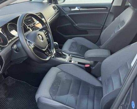 Черный Фольксваген Гольф, объемом двигателя 1.97 л и пробегом 255 тыс. км за 14300 $, фото 5 на Automoto.ua