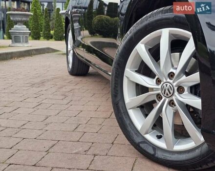 Черный Фольксваген Гольф, объемом двигателя 1.97 л и пробегом 235 тыс. км за 15950 $, фото 53 на Automoto.ua