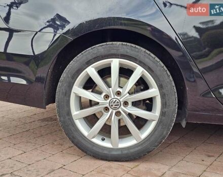 Черный Фольксваген Гольф, объемом двигателя 1.97 л и пробегом 235 тыс. км за 15950 $, фото 62 на Automoto.ua