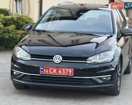 Черный Фольксваген Гольф, объемом двигателя 1.6 л и пробегом 210 тыс. км за 13650 $, фото 2 на Automoto.ua