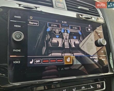 Черный Фольксваген Гольф, объемом двигателя 1.97 л и пробегом 235 тыс. км за 15950 $, фото 12 на Automoto.ua