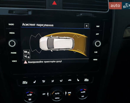 Черный Фольксваген Гольф, объемом двигателя 1.6 л и пробегом 210 тыс. км за 13650 $, фото 19 на Automoto.ua