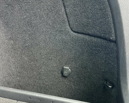 Черный Фольксваген Гольф, объемом двигателя 1.97 л и пробегом 244 тыс. км за 14700 $, фото 38 на Automoto.ua