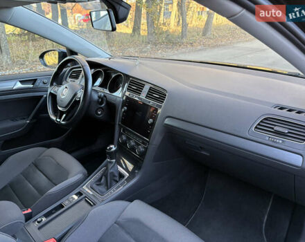 Фольксваген Гольф 2018 в Виннице на Automoto.ua Черный Фольксваген Гольф, объемом двигателя 1.6 л и пробегом 211 тыс. км за 12700 $, фото 25 на Automoto.ua