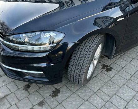 Черный Фольксваген Гольф, объемом двигателя 1.6 л и пробегом 225 тыс. км за 14299 $, фото 4 на Automoto.ua