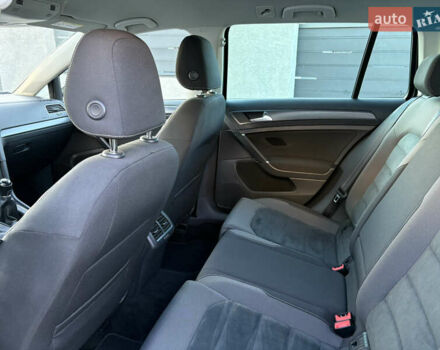 Фольксваген Гольф 2018 в Виннице на Automoto.ua Черный Фольксваген Гольф, объемом двигателя 1.6 л и пробегом 211 тыс. км за 12700 $, фото 43 на Automoto.ua