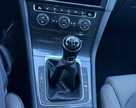 Фольксваген Гольф 2018 в Виннице на Automoto.ua Черный Фольксваген Гольф, объемом двигателя 1.6 л и пробегом 211 тыс. км за 12700 $, фото 51 на Automoto.ua