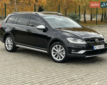Черный Фольксваген Гольф, объемом двигателя 2 л и пробегом 270 тыс. км за 18500 $, фото 2 на Automoto.ua