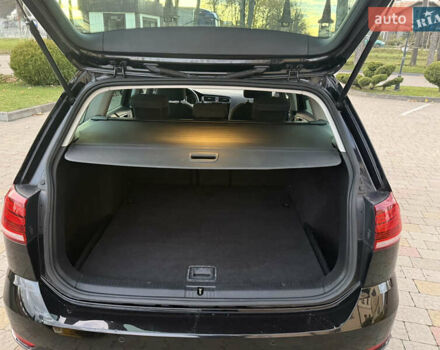 Черный Фольксваген Гольф, объемом двигателя 1.6 л и пробегом 210 тыс. км за 13650 $, фото 44 на Automoto.ua