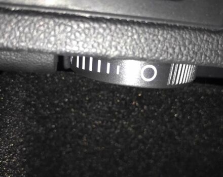 Черный Фольксваген Гольф, объемом двигателя 2 л и пробегом 252 тыс. км за 14200 $, фото 5 на Automoto.ua