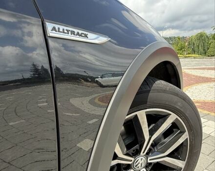 Черный Фольксваген Гольф, объемом двигателя 2 л и пробегом 198 тыс. км за 16950 $, фото 10 на Automoto.ua