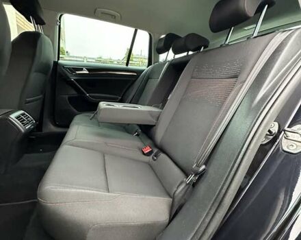 Черный Фольксваген Гольф, объемом двигателя 1.97 л и пробегом 230 тыс. км за 14999 $, фото 96 на Automoto.ua