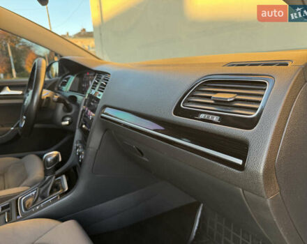 Фольксваген Гольф 2019 в Дрогобыче на Automoto.ua Черный Фольксваген Гольф, объемом двигателя 1.97 л и пробегом 202 тыс. км за 14999 $, фото 68 на Automoto.ua