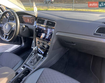 Черный Фольксваген Гольф, объемом двигателя 2 л и пробегом 245 тыс. км за 16200 $, фото 11 на Automoto.ua