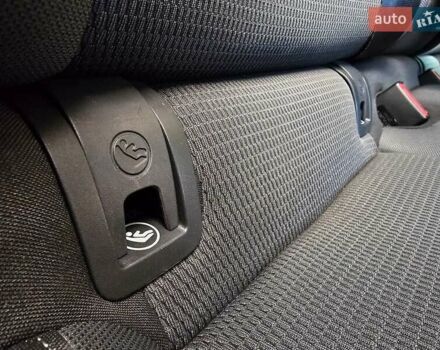 Черный Фольксваген Гольф, объемом двигателя 1.97 л и пробегом 223 тыс. км за 15400 $, фото 53 на Automoto.ua