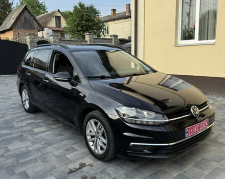 Черный Фольксваген Гольф, объемом двигателя 1.6 л и пробегом 178 тыс. км за 14800 $, фото 5 на Automoto.ua