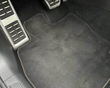 Черный Фольксваген Гольф, объемом двигателя 1.97 л и пробегом 230 тыс. км за 14999 $, фото 75 на Automoto.ua