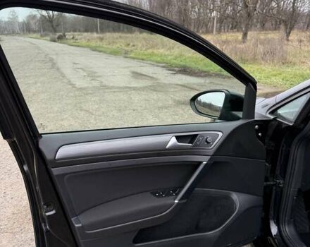 Черный Фольксваген Гольф, объемом двигателя 1.97 л и пробегом 270 тыс. км за 14300 $, фото 9 на Automoto.ua