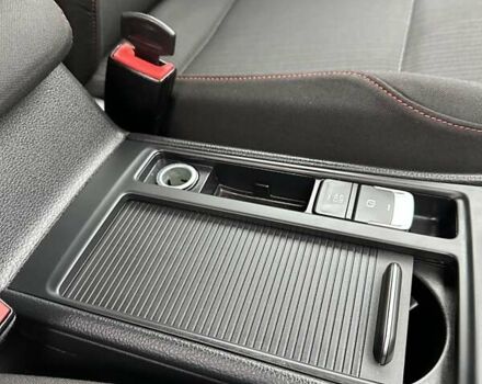 Черный Фольксваген Гольф, объемом двигателя 2 л и пробегом 230 тыс. км за 14999 $, фото 84 на Automoto.ua