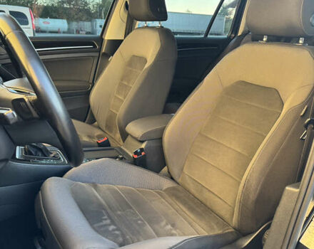 Фольксваген Гольф 2019 в Дрогобыче на Automoto.ua Черный Фольксваген Гольф, объемом двигателя 1.97 л и пробегом 202 тыс. км за 14999 $, фото 3 на Automoto.ua