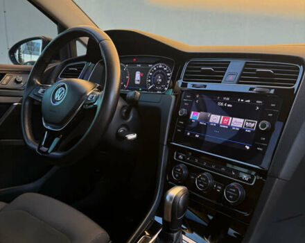 Фольксваген Гольф 2019 в Дрогобыче на Automoto.ua Черный Фольксваген Гольф, объемом двигателя 1.97 л и пробегом 202 тыс. км за 14999 $, фото 69 на Automoto.ua