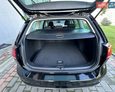 Черный Фольксваген Гольф, объемом двигателя 1.6 л и пробегом 238 тыс. км за 13700 $, фото 25 на Automoto.ua