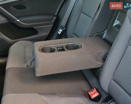 Черный Фольксваген Гольф, объемом двигателя 1.97 л и пробегом 223 тыс. км за 15400 $, фото 57 на Automoto.ua