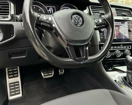 Черный Фольксваген Гольф, объемом двигателя 2 л и пробегом 230 тыс. км за 14999 $, фото 69 на Automoto.ua