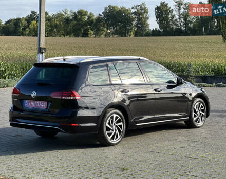 Черный Фольксваген Гольф, объемом двигателя 1.6 л и пробегом 238 тыс. км за 13700 $, фото 3 на Automoto.ua