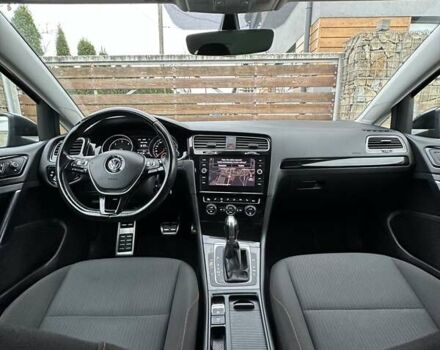 Черный Фольксваген Гольф, объемом двигателя 2 л и пробегом 230 тыс. км за 14999 $, фото 65 на Automoto.ua